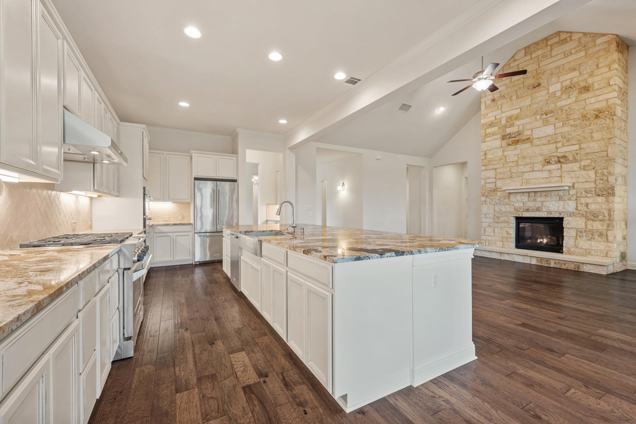 9733 Avion Cove Dripping Springs TX 78620