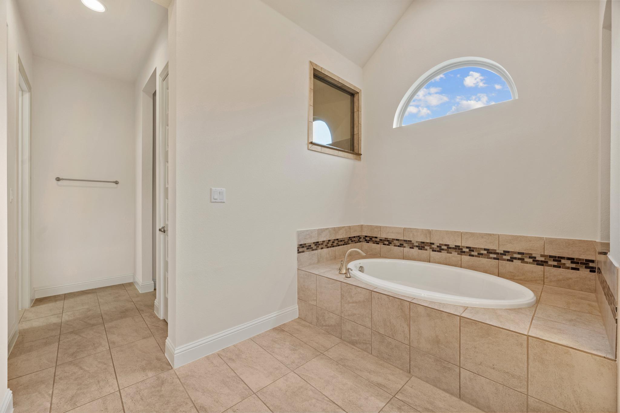 9733 Avion Cove Dripping Springs TX 78620