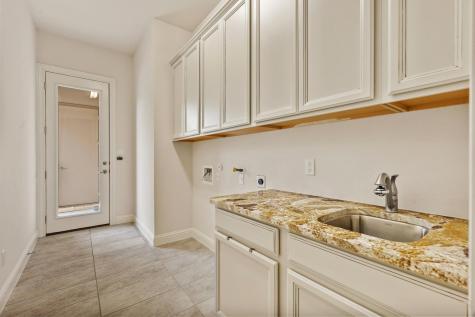 9733 Avion Cove Dripping Springs TX 78620