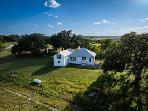 1649 Schumann Road Stonewall TX 78671