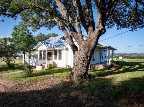 1649 Schumann Road Stonewall TX 78671