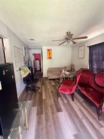 1617 Berene Avenue Austin TX 78721