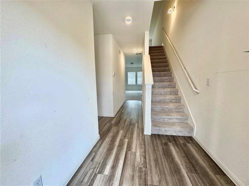 102 Gemsbok Road Hutto TX 78634