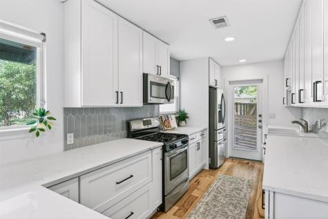 3005 Birdwood Circle Austin TX 78704