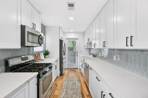 3005 Birdwood Circle Austin TX 78704