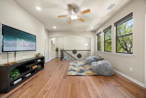 6916 Barstow Court Austin TX 78749