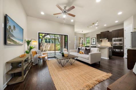 6916 Barstow Court Austin TX 78749
