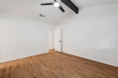 4905 Lambs Lane Austin TX 78744