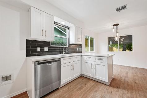 4905 Lambs Lane Austin TX 78744