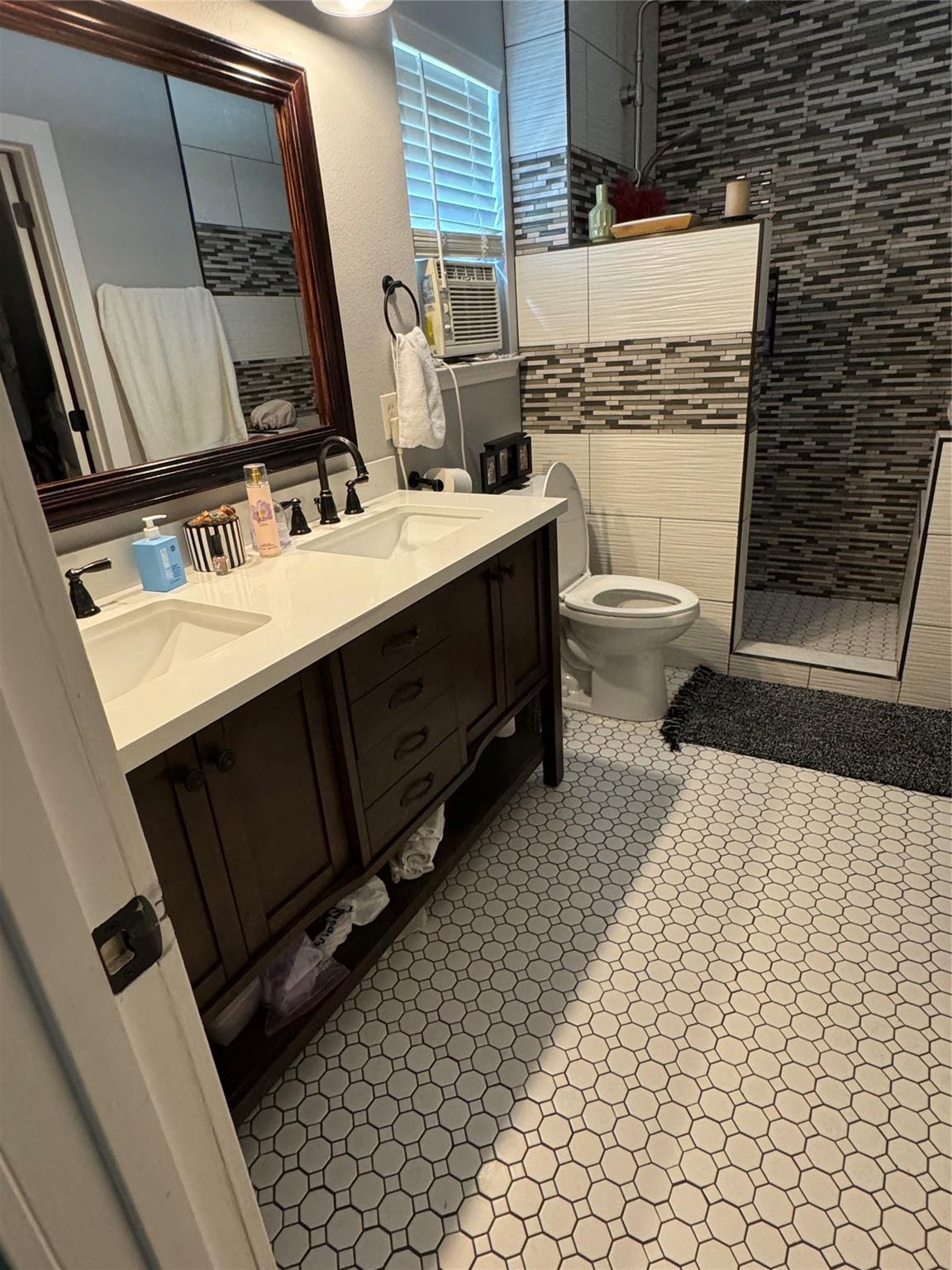 291 Brian Lane Kyle TX 78640