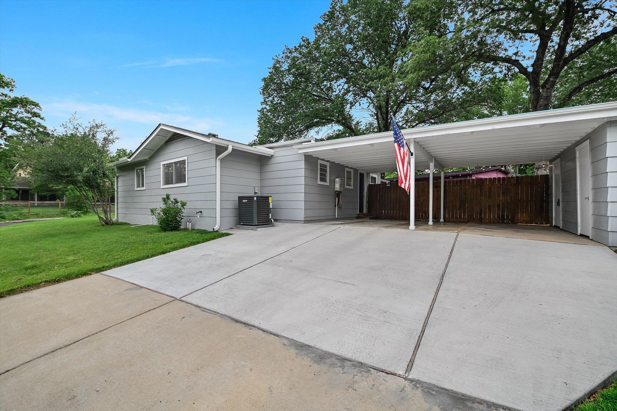6809 Hanover Lane Austin TX 78723