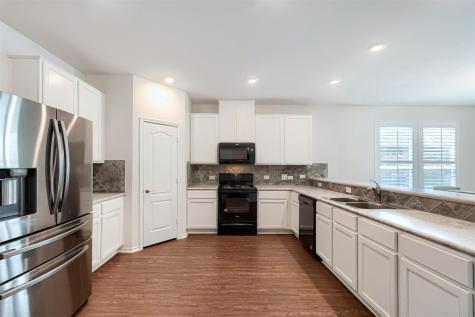 221 Auburn Street Kyle TX 78640