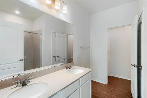 221 Auburn Street Kyle TX 78640