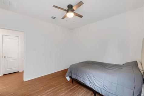 221 Auburn Street Kyle TX 78640