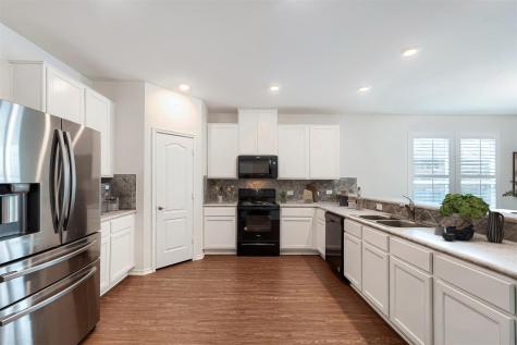 221 Auburn Street Kyle TX 78640