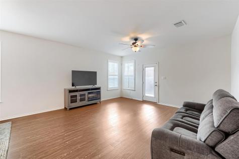 221 Auburn Street Kyle TX 78640