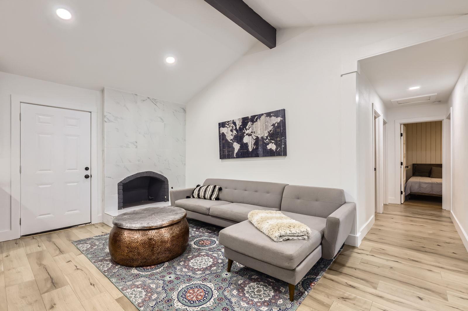 5236 Meadow Creek Drive Austin TX 78745