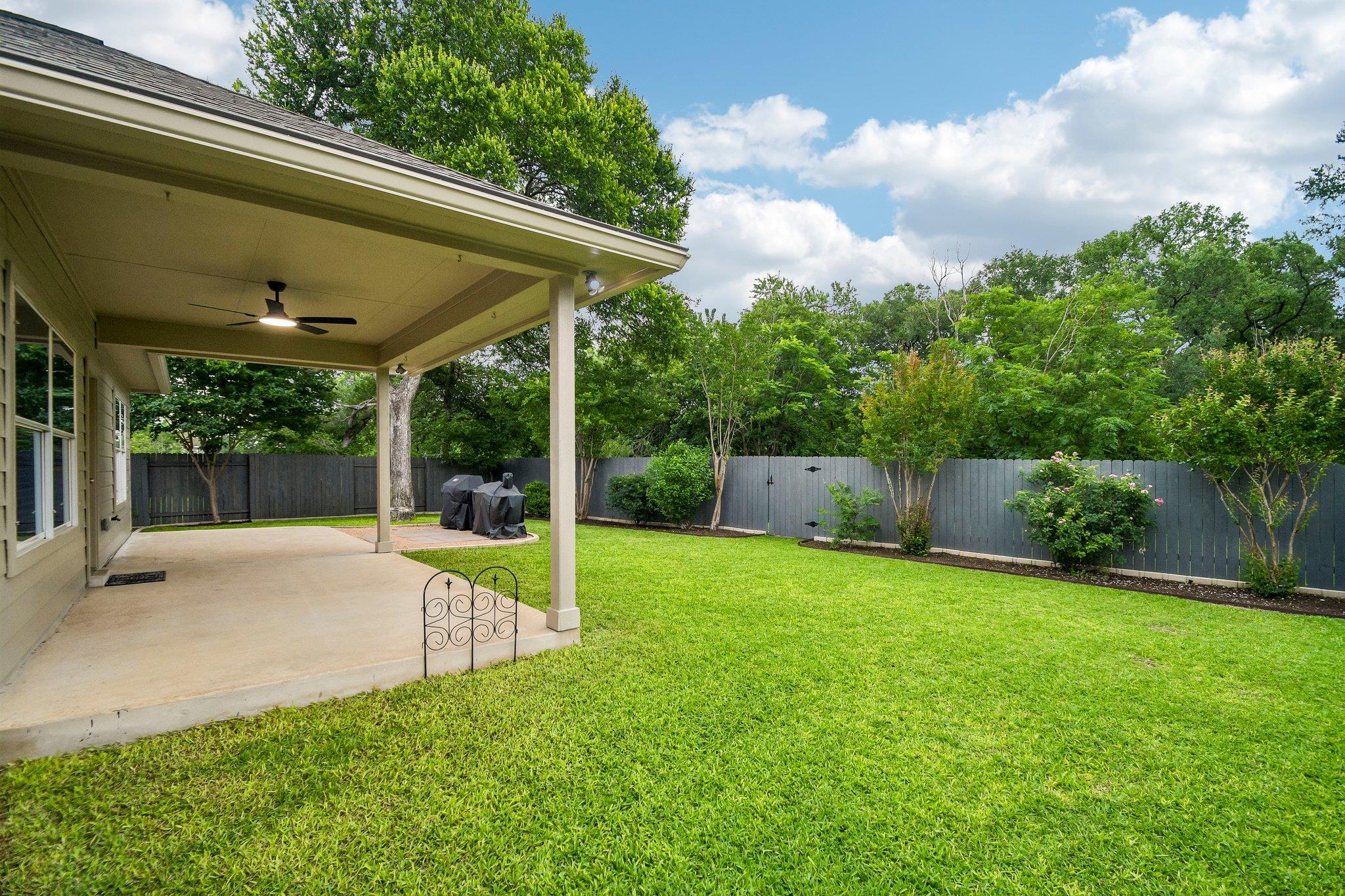 913 Hyde Park Drive Round Rock TX 78665