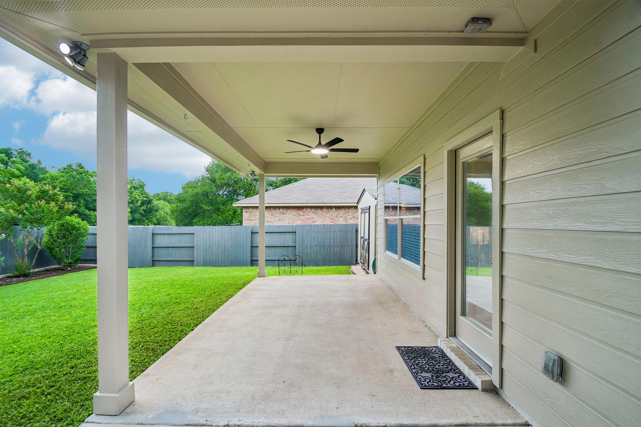 913 Hyde Park Drive Round Rock TX 78665