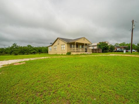 3851 Hermosa Drive Kingsland TX 78639