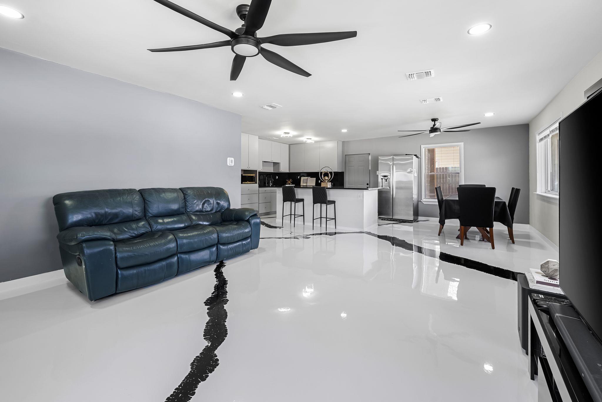 2201 Teri Road Austin TX 78744