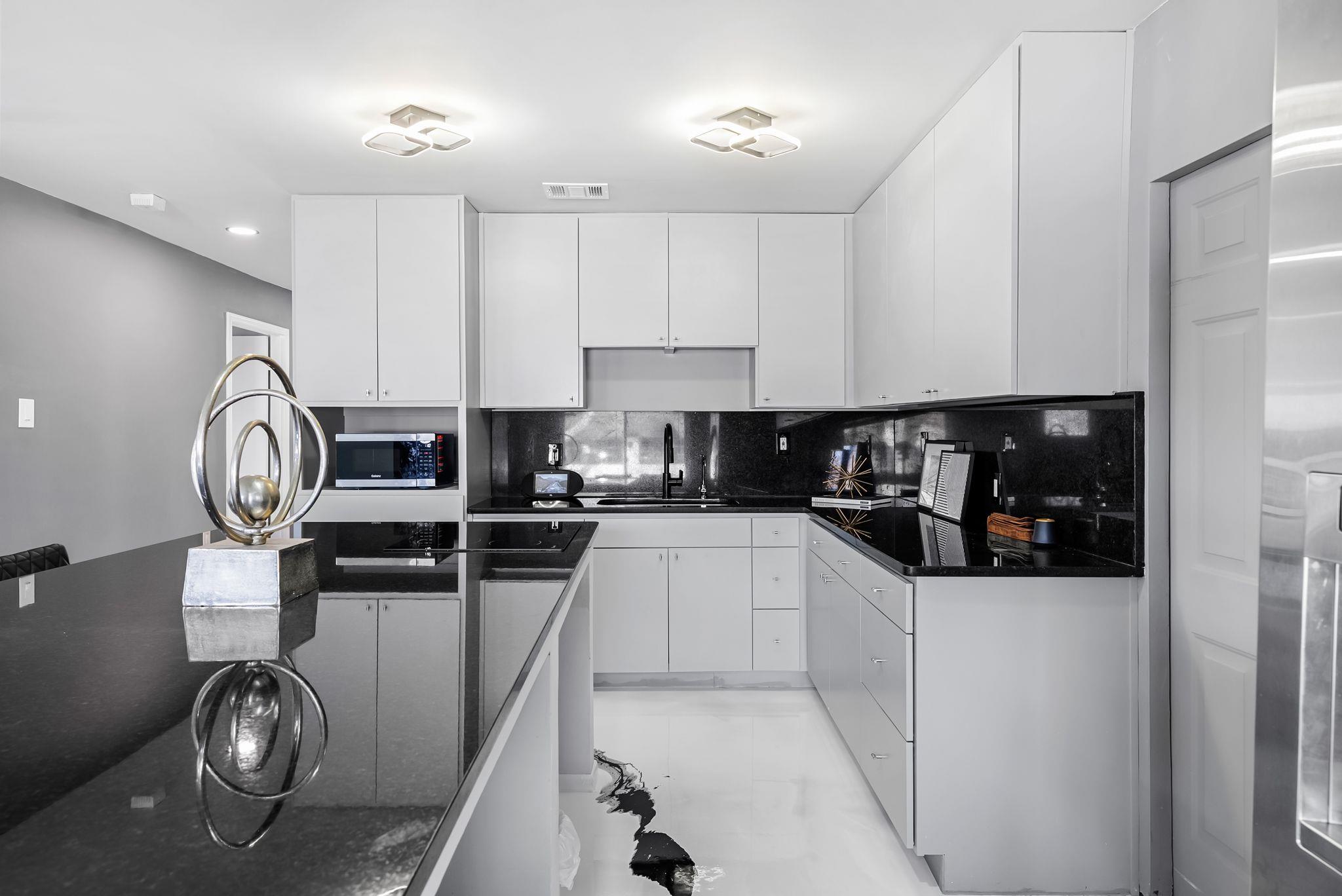 2201 Teri Road Austin TX 78744