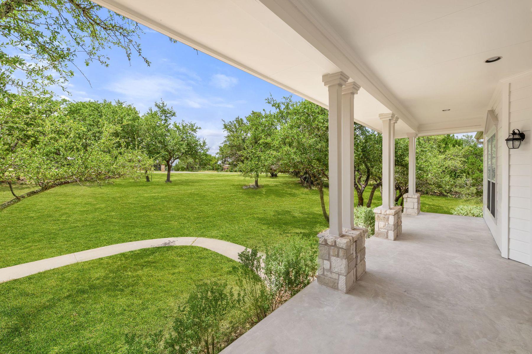 4921 Creek Meadow Cove Spicewood TX 78669