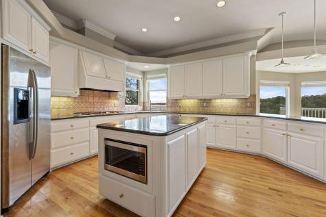 4921 Creek Meadow Cove Spicewood TX 78669