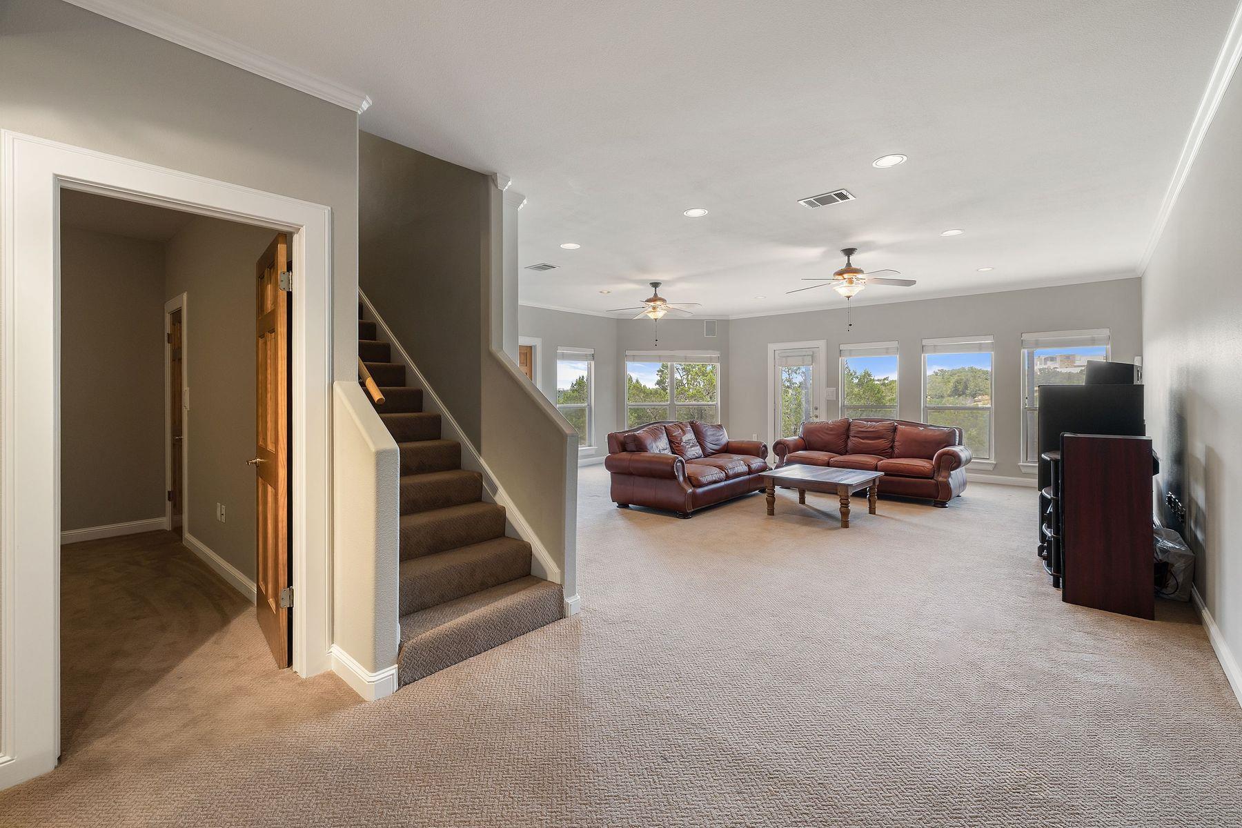 4921 Creek Meadow Cove Spicewood TX 78669