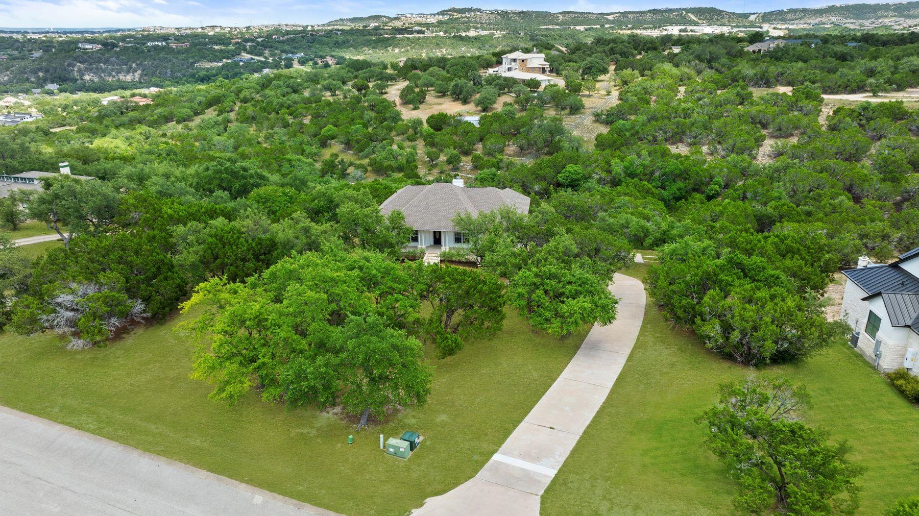 4921 Creek Meadow Cove Spicewood TX 78669