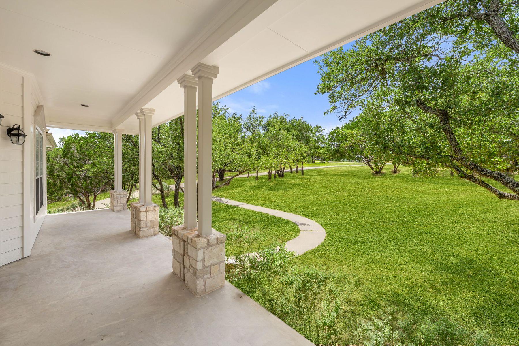 4921 Creek Meadow Cove Spicewood TX 78669