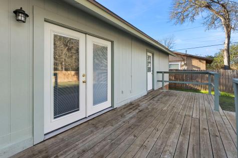 2016 Nevada Street San Marcos TX 78666
