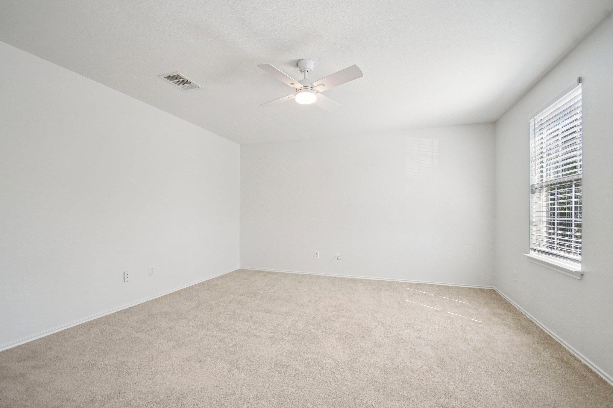 217 Killian Loop Hutto TX 78634
