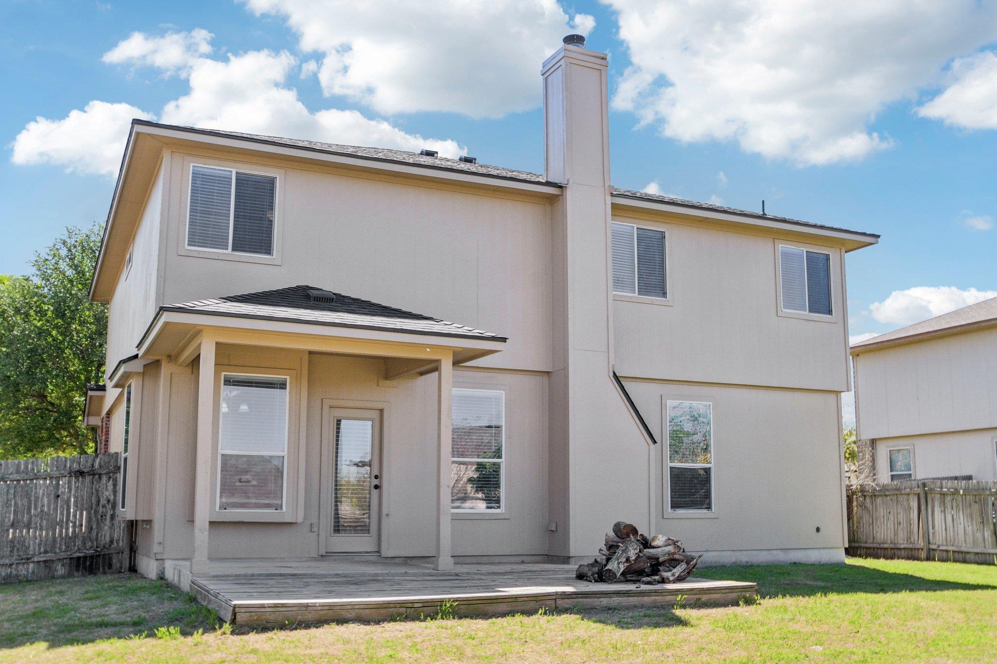 217 Killian Loop Hutto TX 78634