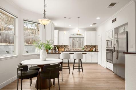 6702 Winnipeg Cove Austin TX 78759