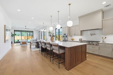 4500 Jinx Avenue Austin TX 78745