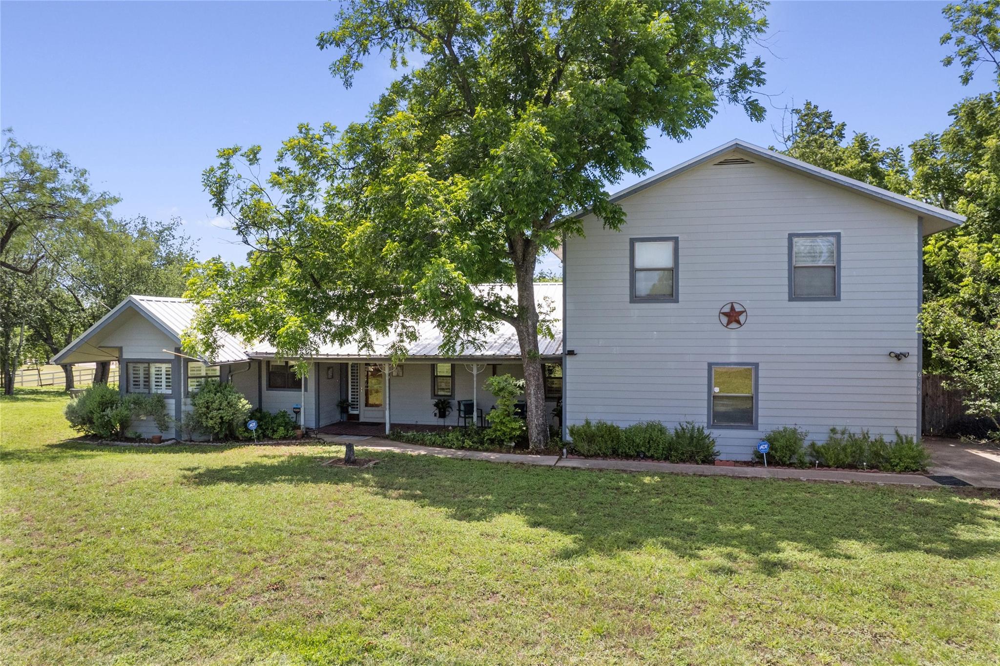 6448 River Oaks Drive Kingsland TX 78639