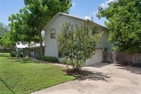 6448 River Oaks Drive Kingsland TX 78639