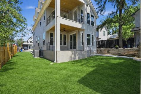 2301 E 10th Street Austin TX 78702