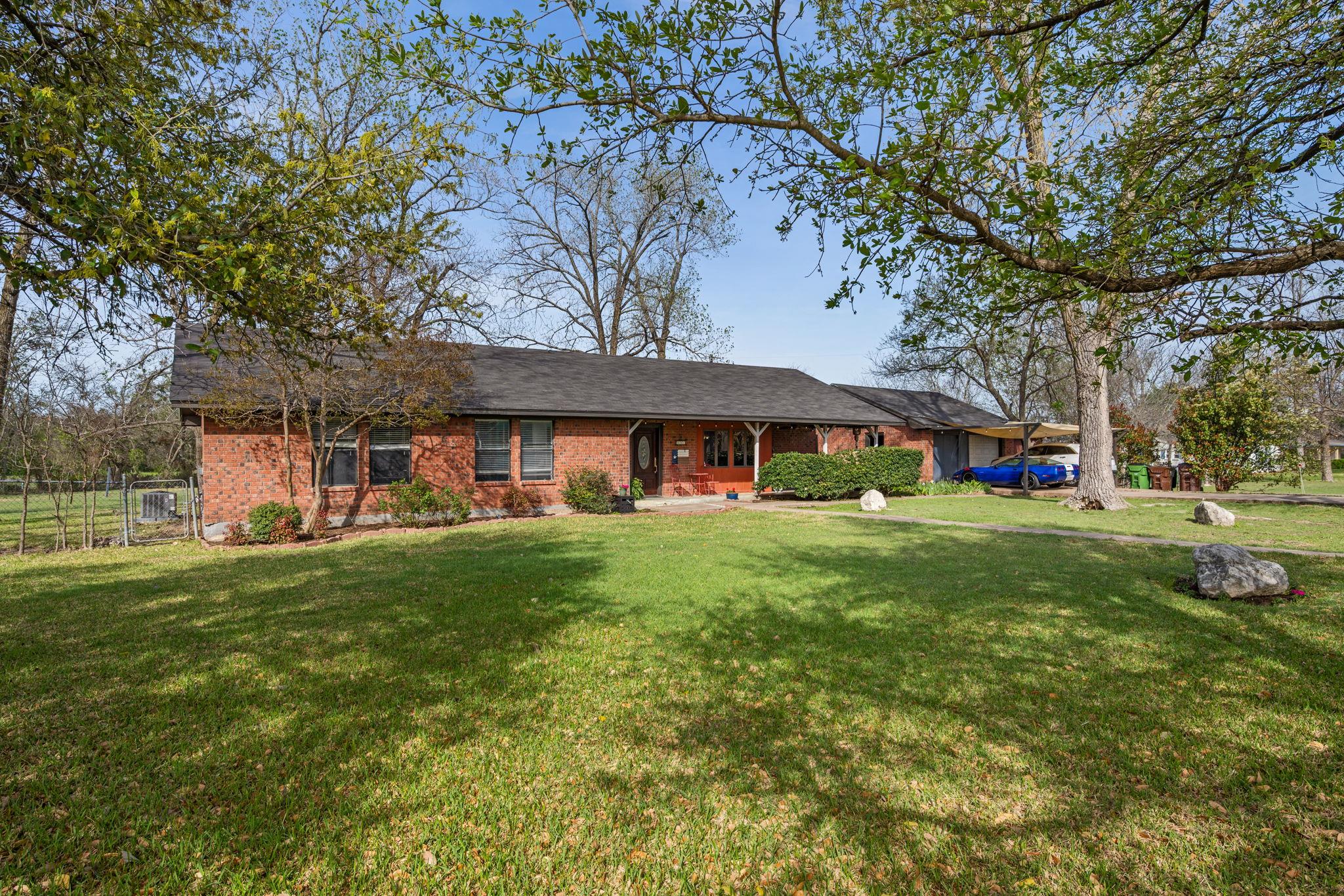 902 Ray Berglund Boulevard Round Rock TX 78664