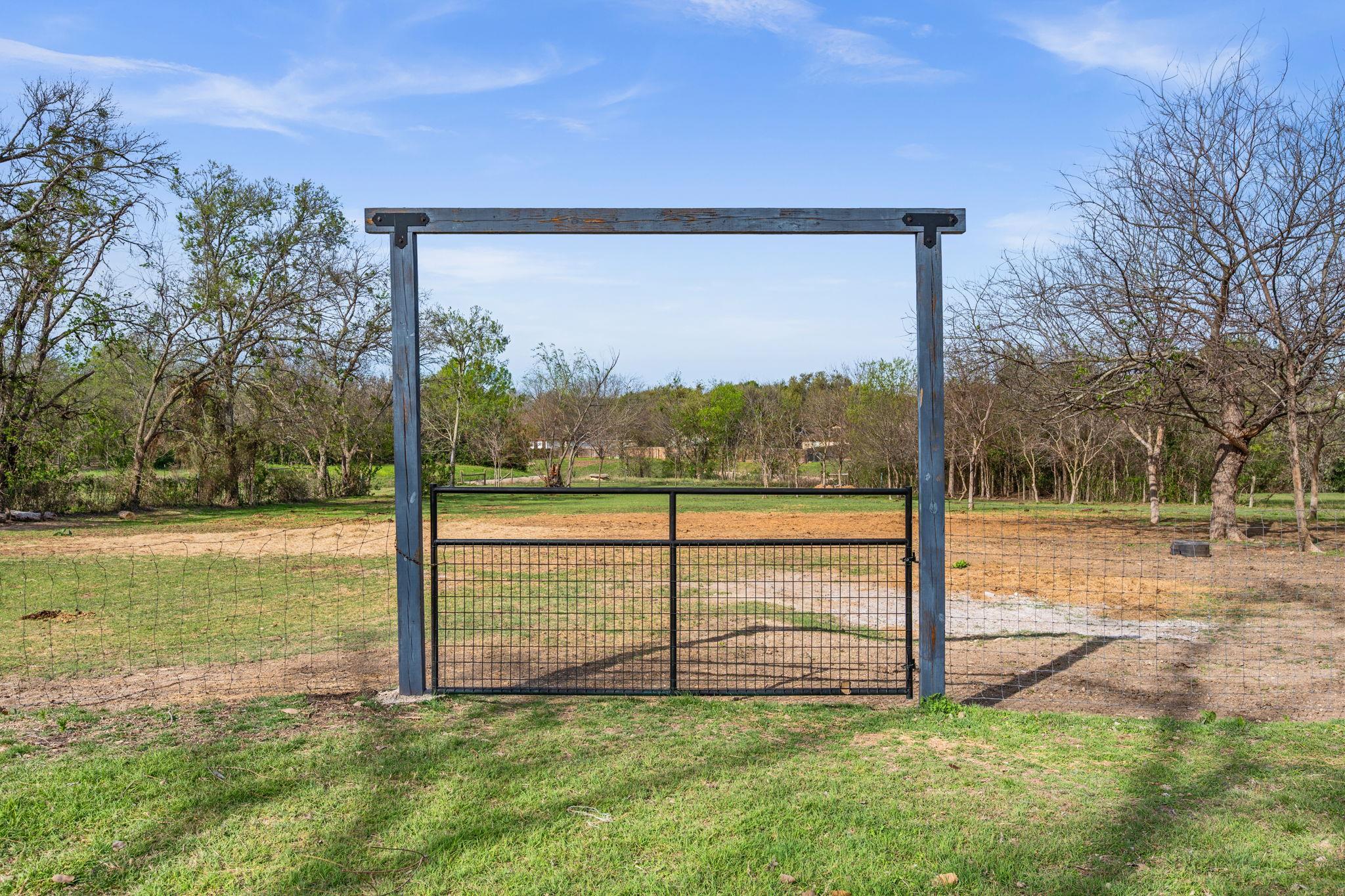 902 Ray Berglund Boulevard Round Rock TX 78664