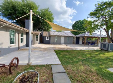 209 Green Pasture Hutto TX 78634