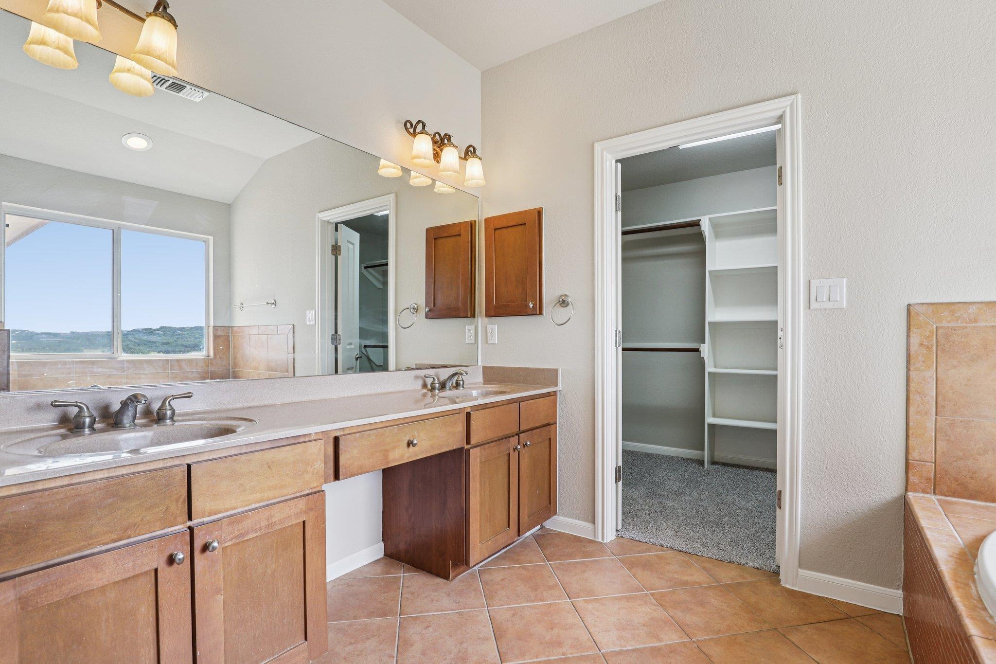 1477 Lavaca Canyon Lake TX 78133
