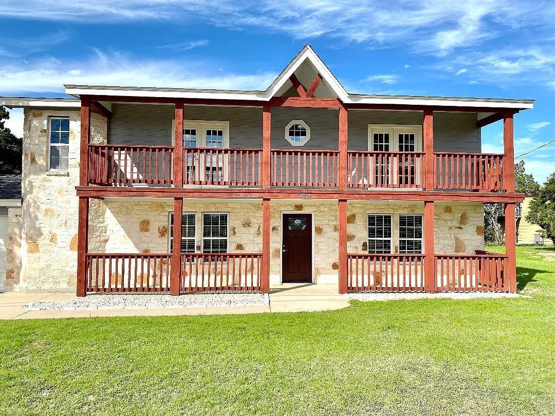 8508 Grandview Drive Jonestown TX 78645