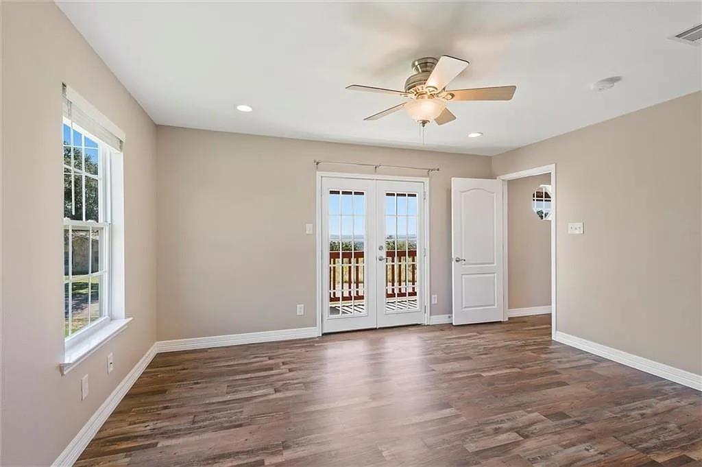 8508 Grandview Drive Jonestown TX 78645