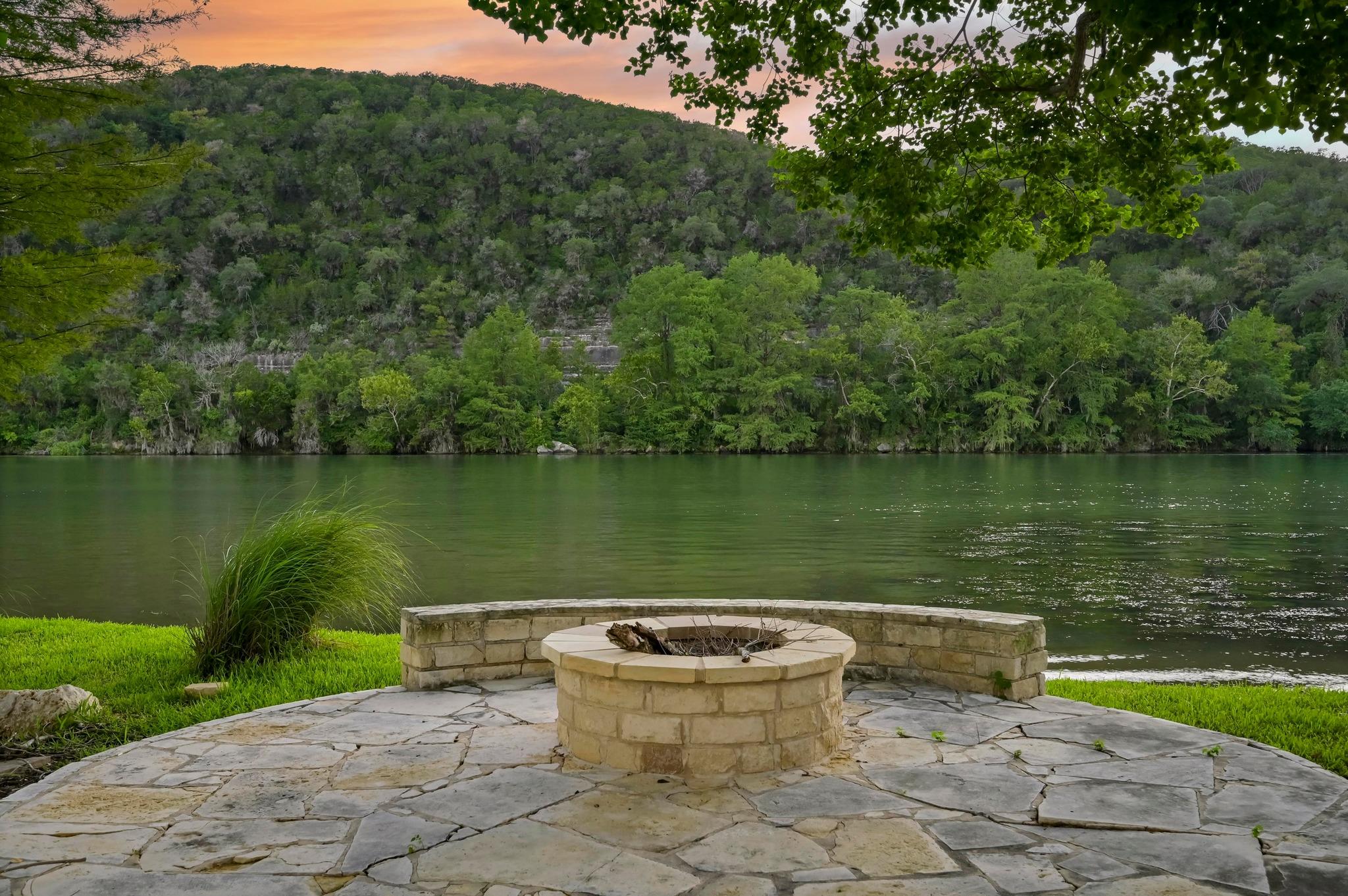 13322 Shore Vista Drive Austin TX 78732