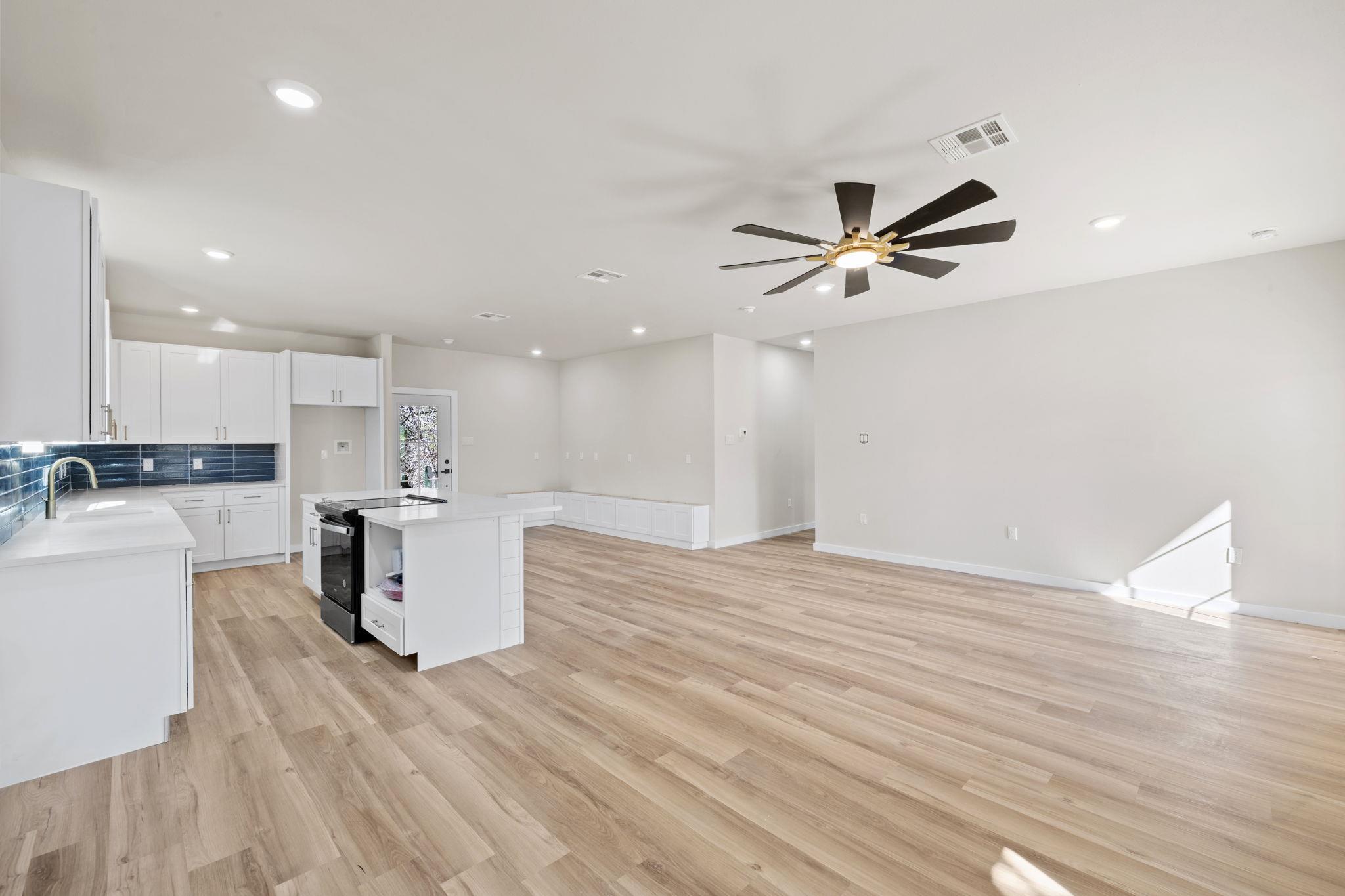 28 Wood Glen Drive Wimberley TX 78676