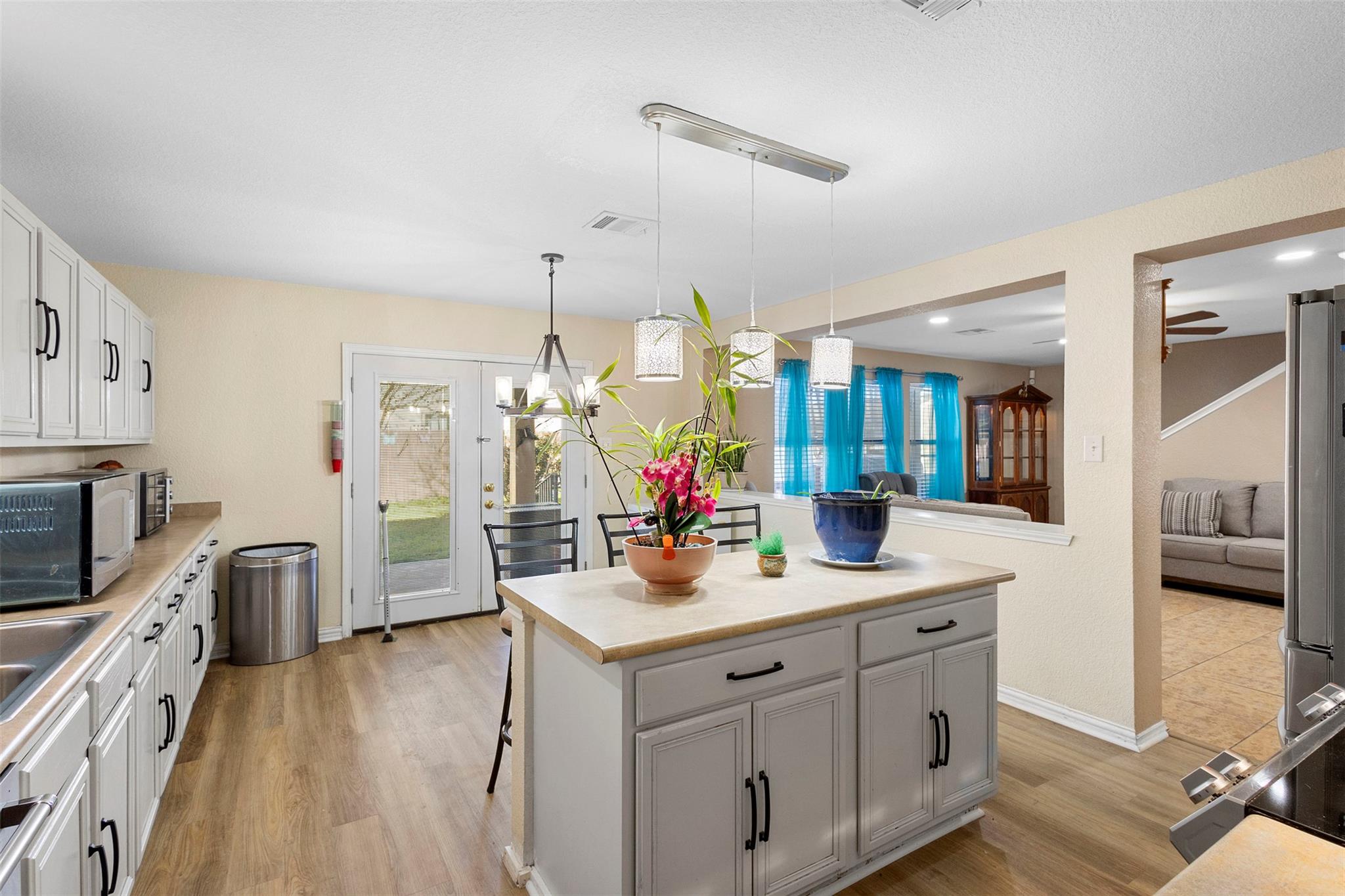 100 Lexington Road Kyle TX 78640