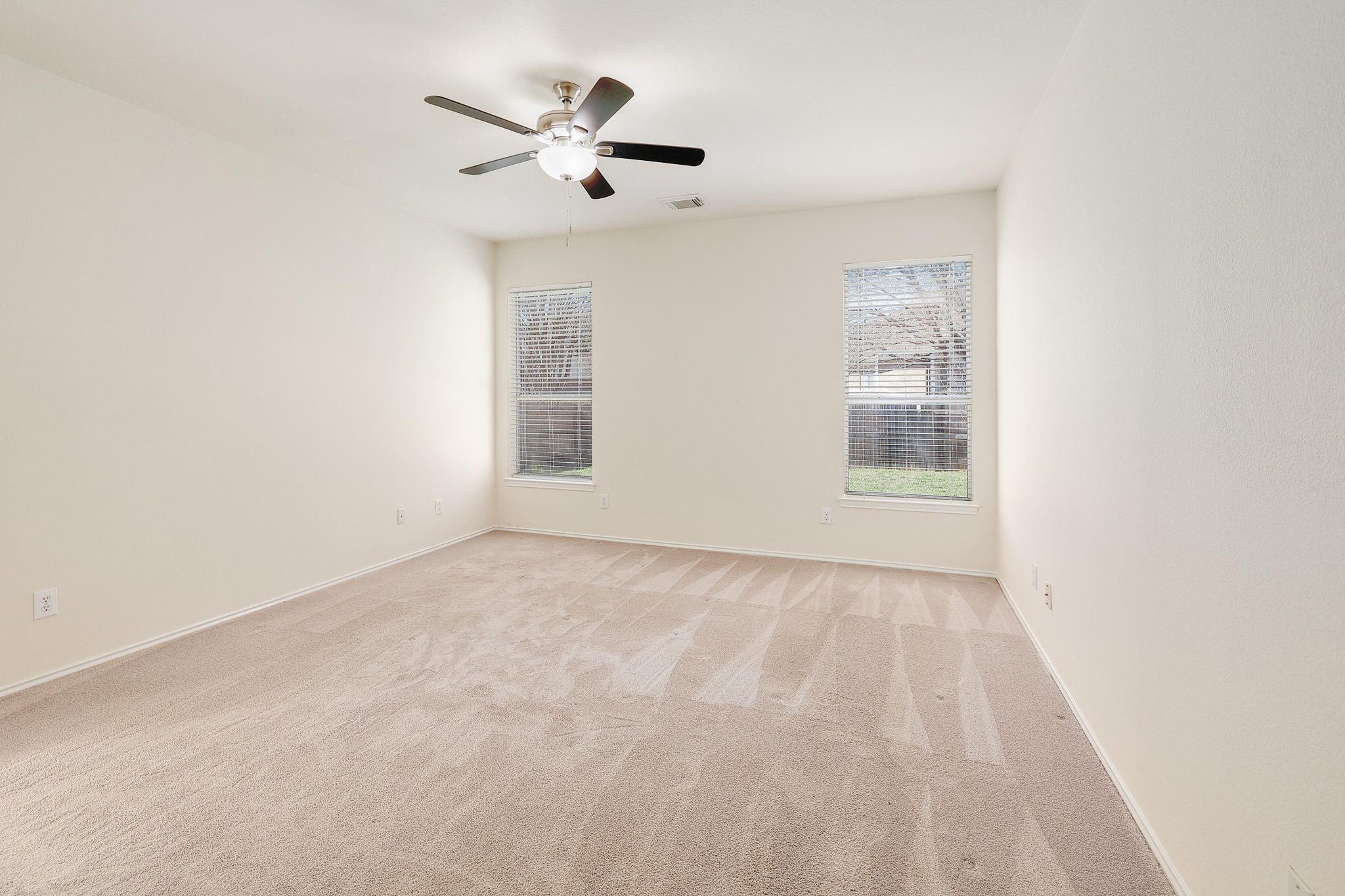 2307 Hayfield Square Pflugerville TX 78660