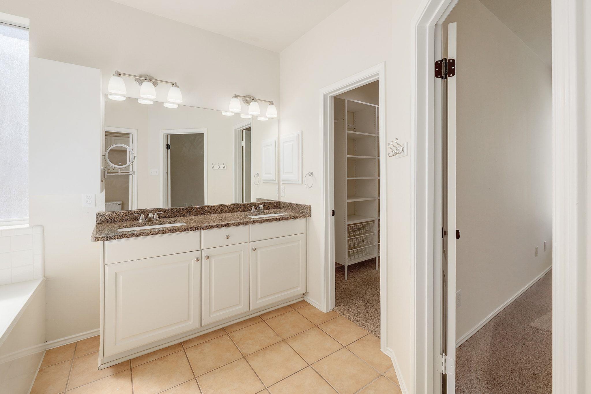 2307 Hayfield Square Pflugerville TX 78660